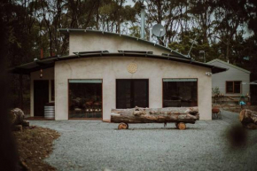 Three Little Pigs Escape - Main and Cabin - OFF GRID property